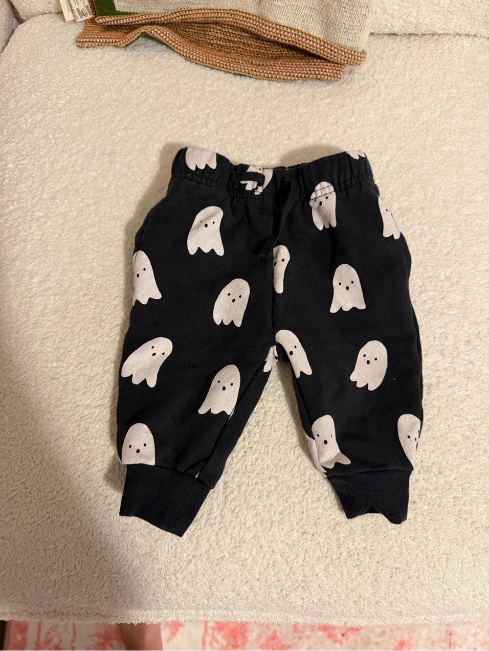 Quincy Mae Black Ghost Print Jogger Pants